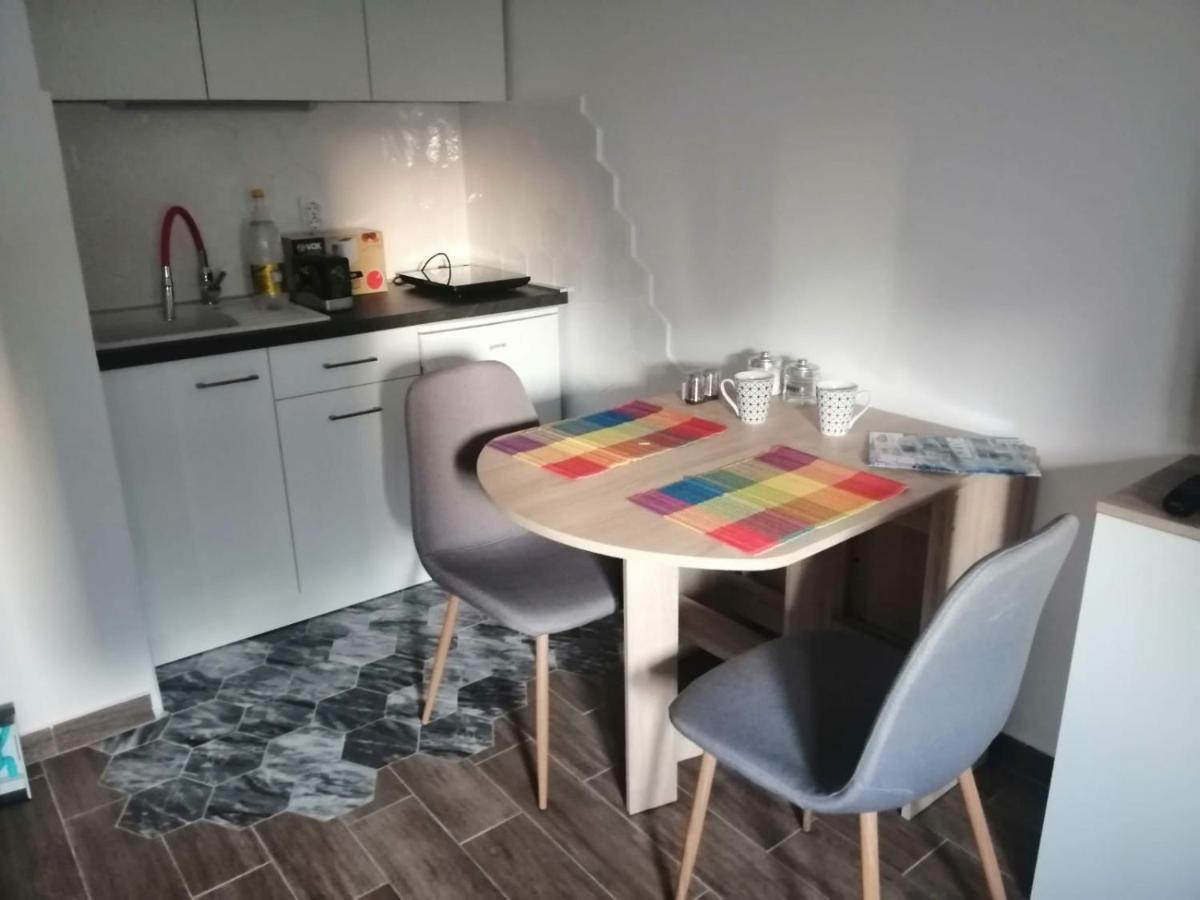 Ferienwohnung Caviar Belgrad Exterior foto